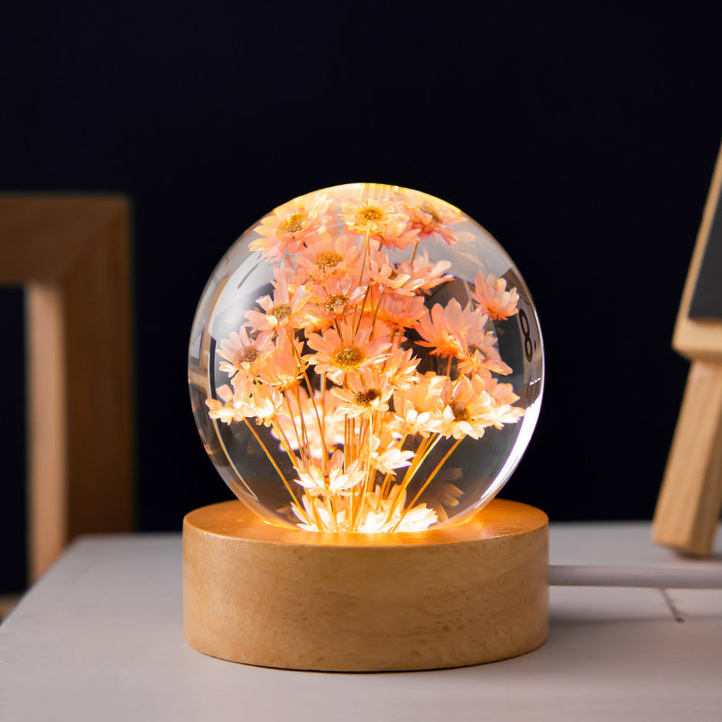 Forever Daisy – Preserved Flower Resin LED Lamp